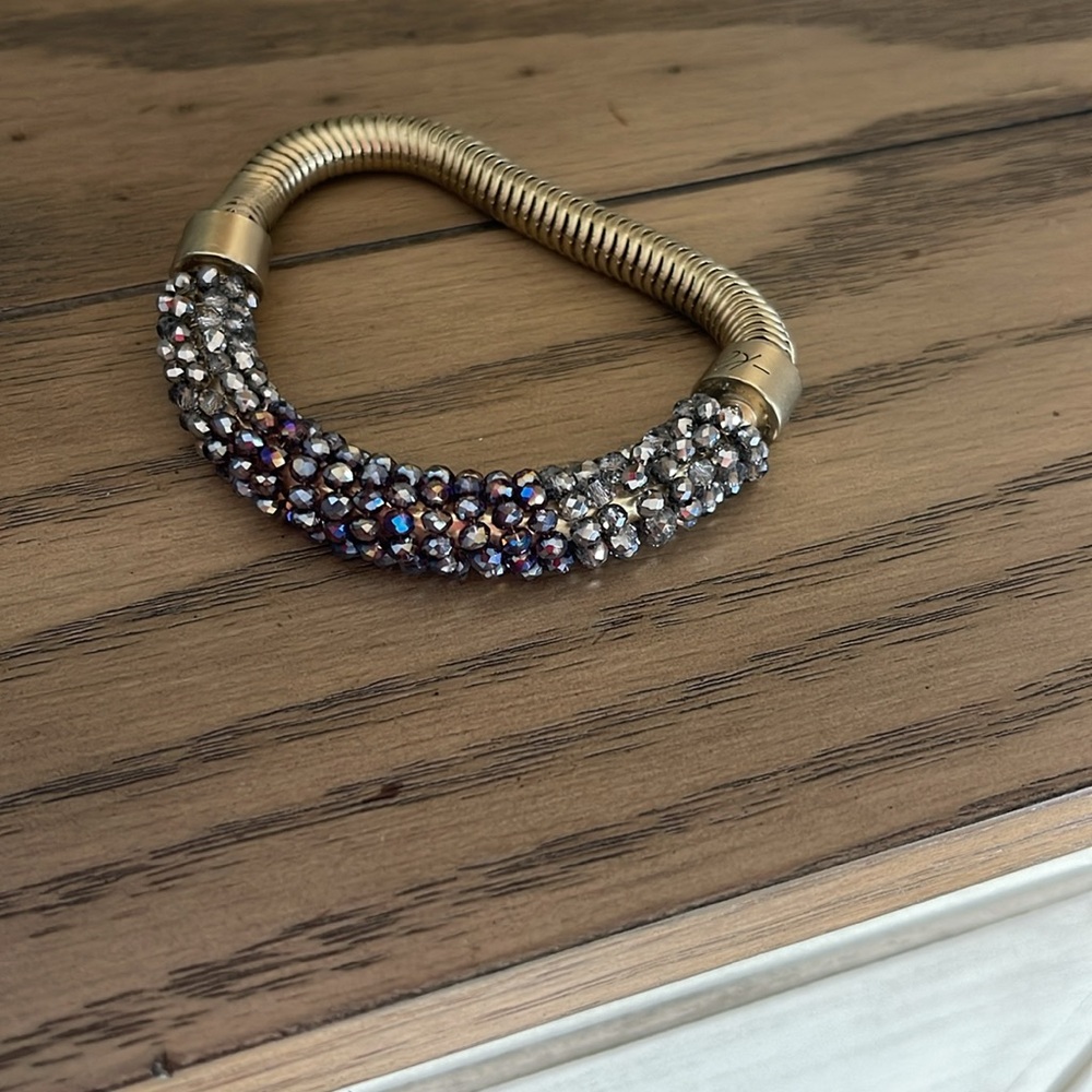 Necklace and bracelet set - Picture 3 of 7